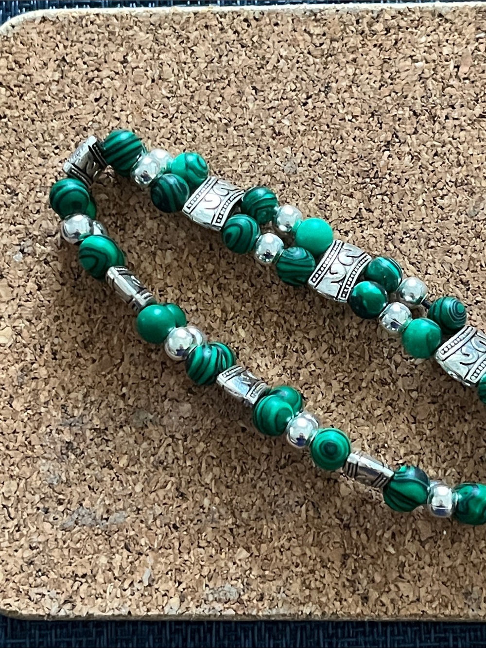 NWT unique malachite double strand bracelet. Elastic for easy wear.